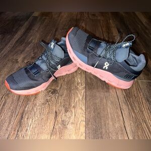 Women’s Size 9.5 On Cloud On Running CloudNova Shoes in Navy/Peach/Orange.